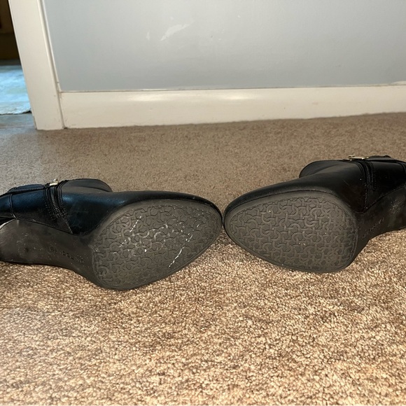 Bandolino Black Heeled Boots with Decorative Buckle - Picture 7 of 8